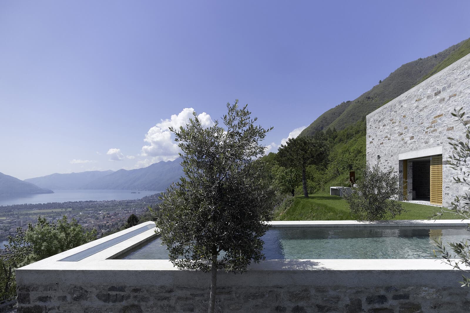 Einfamilienhaus, Brione sopra Minusio